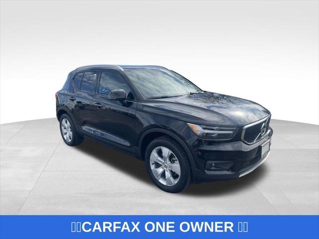 used 2022 Volvo XC40 car, priced at $21,500