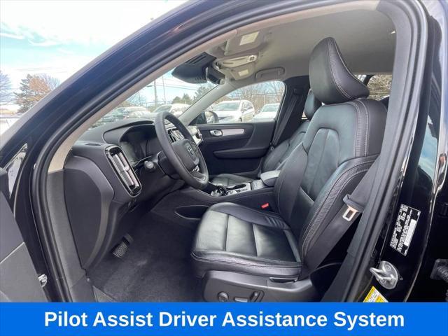 used 2022 Volvo XC40 car, priced at $21,500