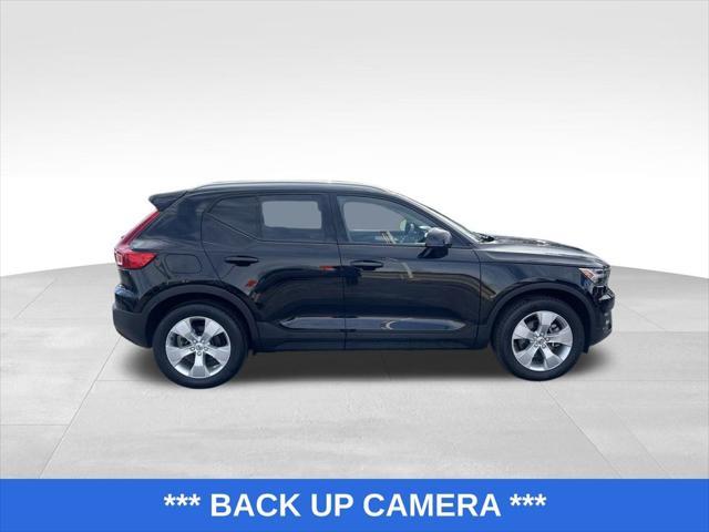 used 2022 Volvo XC40 car, priced at $21,500