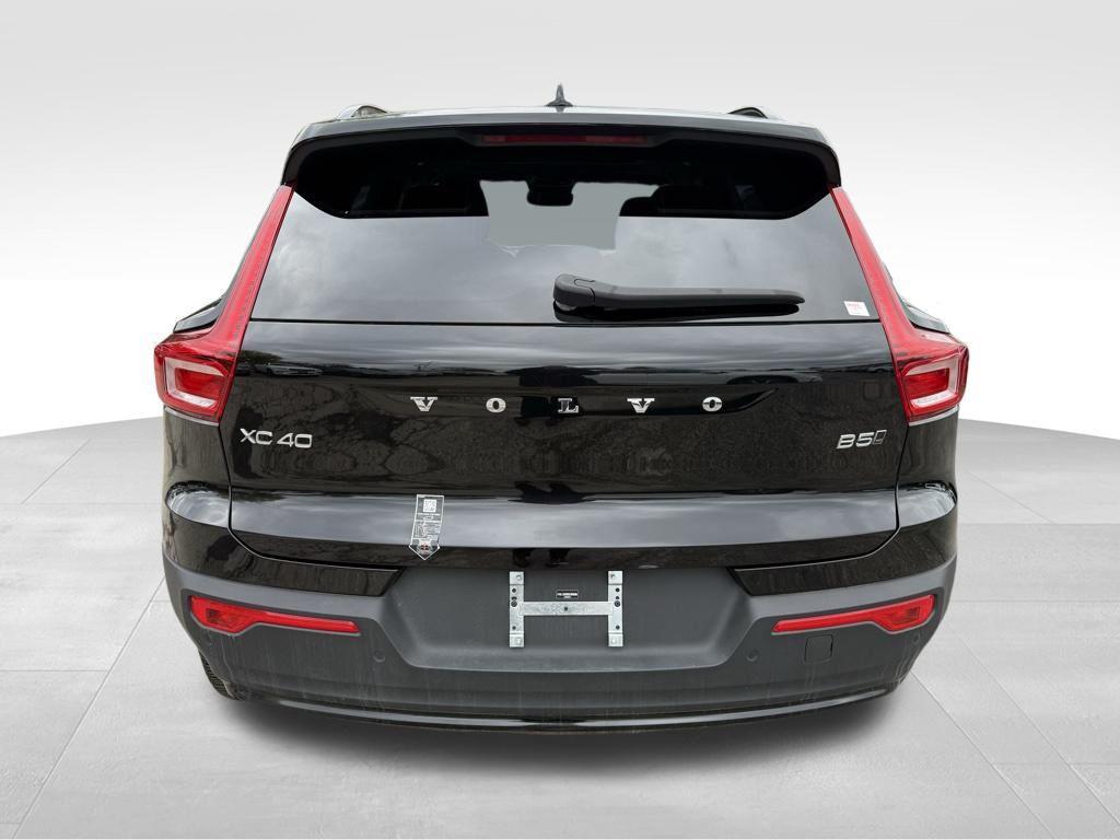 used 2025 Volvo XC40 car, priced at $36,180