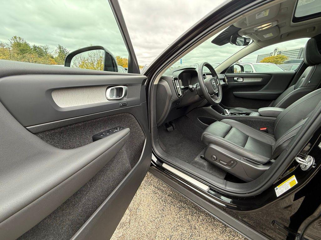 used 2025 Volvo XC40 car, priced at $36,180