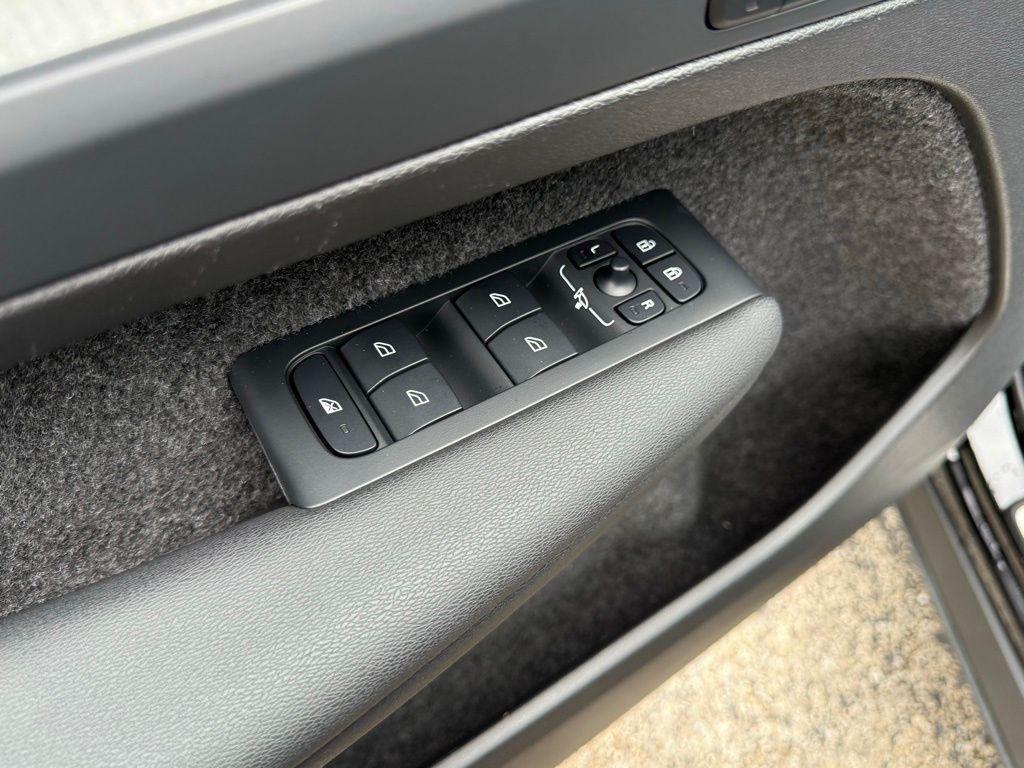 used 2025 Volvo XC40 car, priced at $36,180