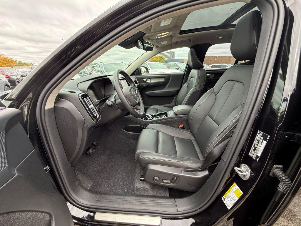 used 2025 Volvo XC40 car, priced at $36,180
