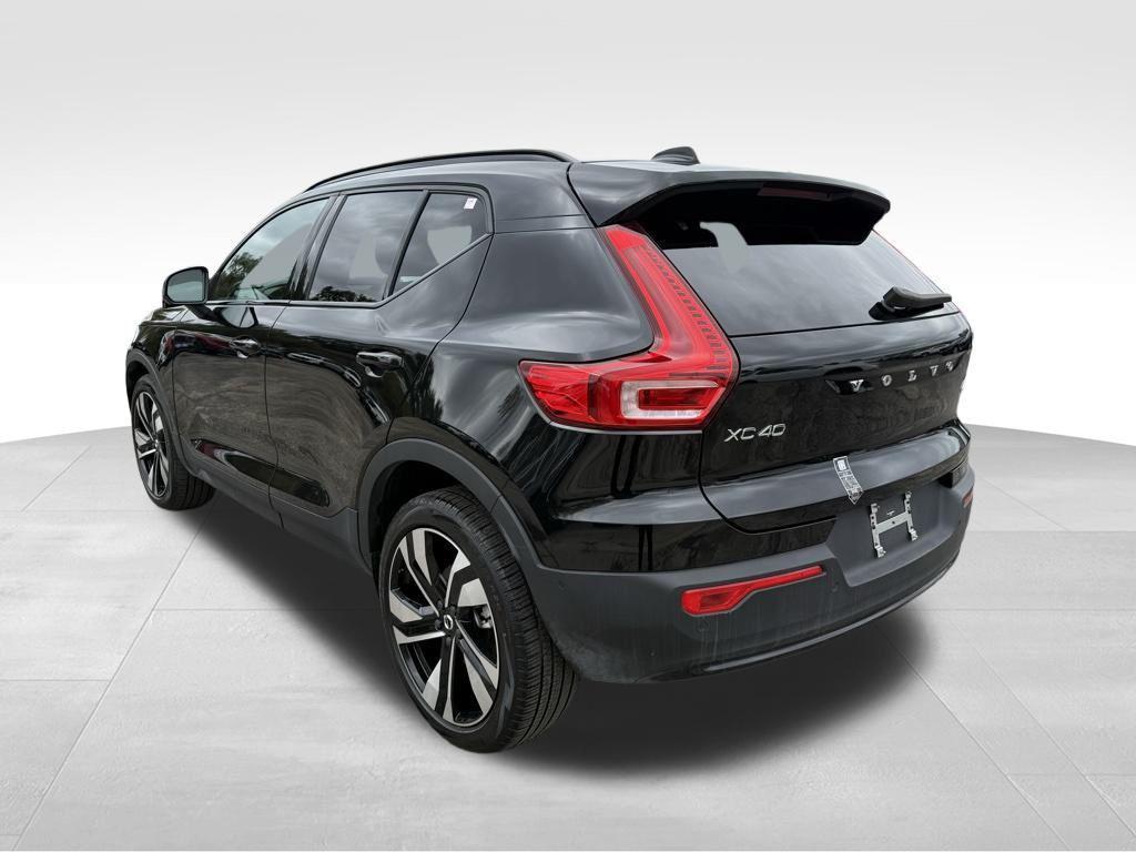 used 2025 Volvo XC40 car, priced at $36,180