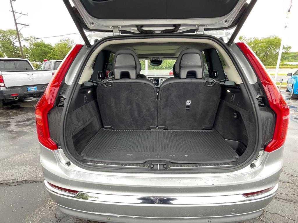 used 2022 Volvo XC90 car, priced at $30,958