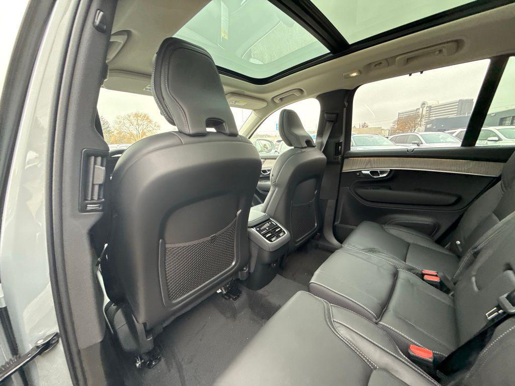 new 2026 Volvo XC90 car, priced at $72,105