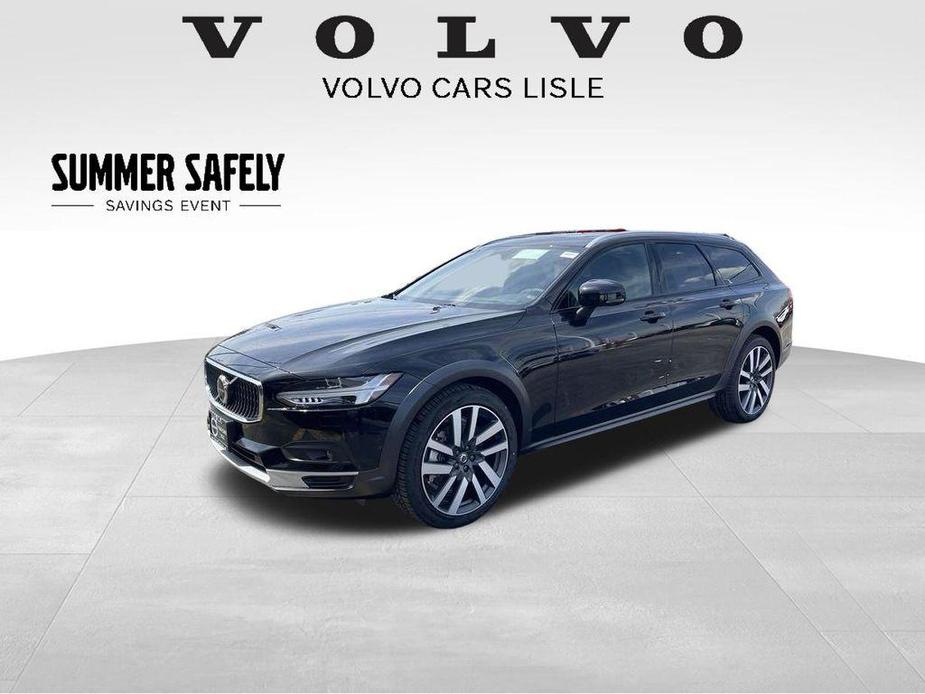 new 2024 Volvo V90 Cross Country car, priced at $68,720