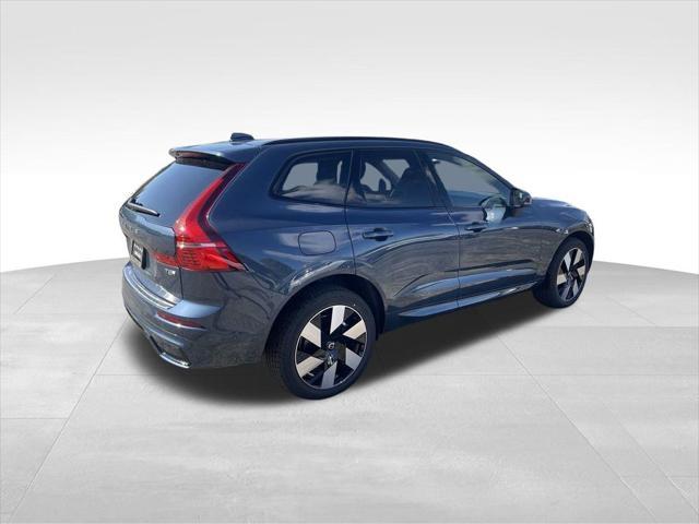 new 2025 Volvo XC60 Plug-In Hybrid car, priced at $65,425