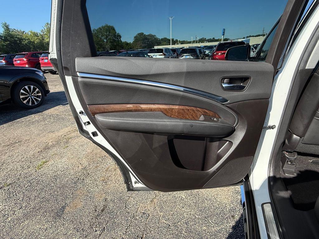 used 2020 Acura MDX car, priced at $27,924