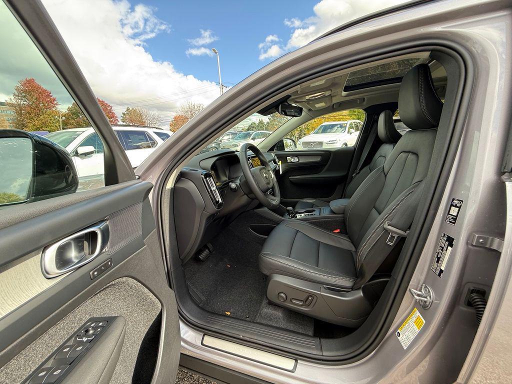 new 2026 Volvo XC40 car, priced at $45,425