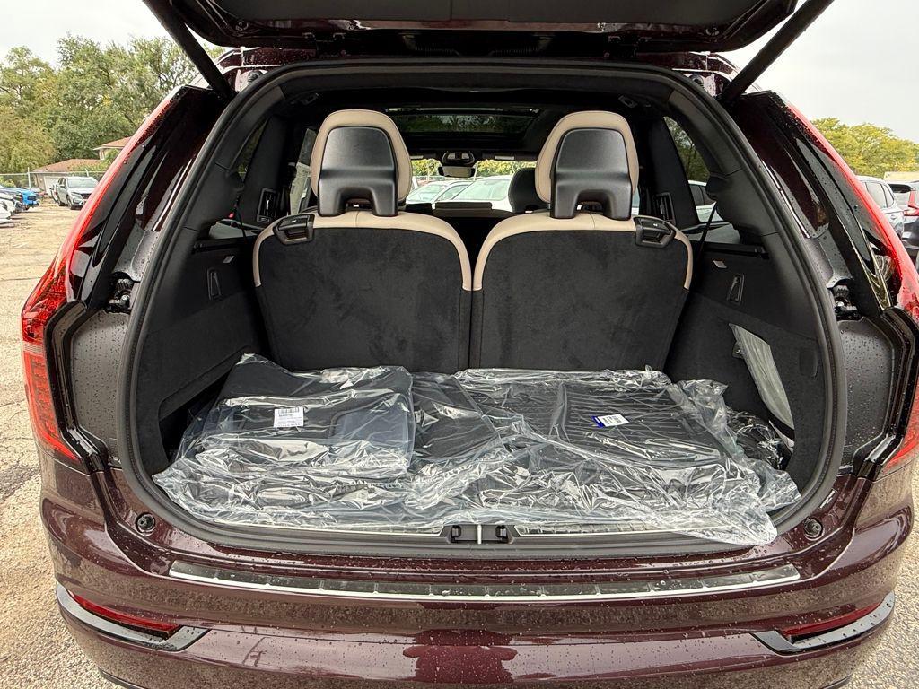 new 2026 Volvo XC90 car, priced at $77,275