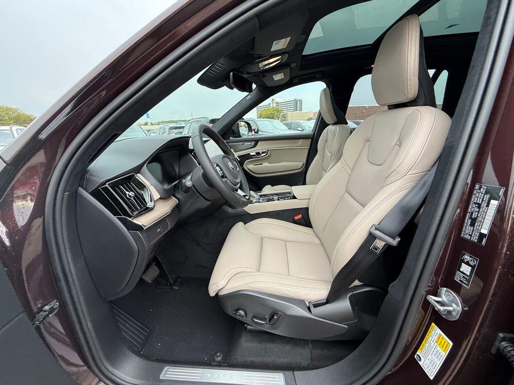 new 2026 Volvo XC90 car, priced at $77,275