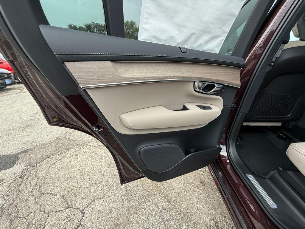 new 2026 Volvo XC90 car, priced at $77,275
