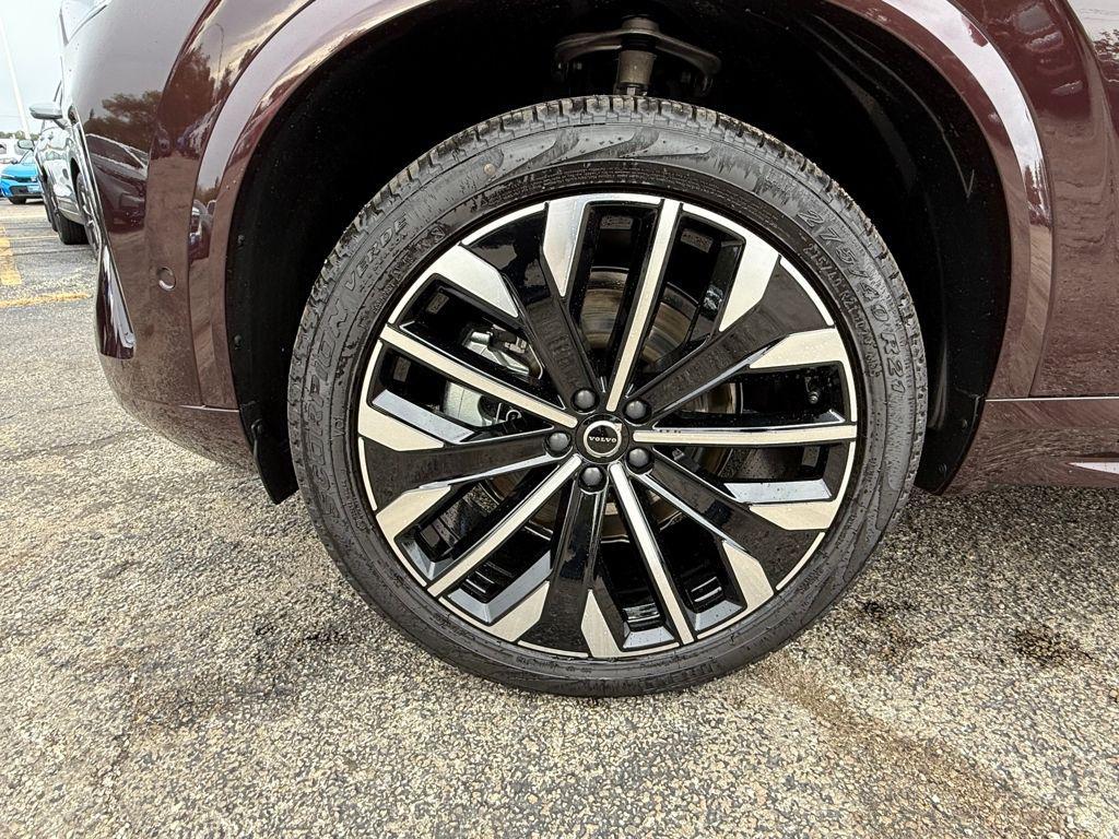 new 2026 Volvo XC90 car, priced at $77,275