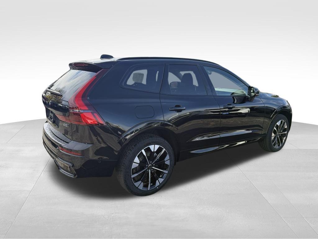 new 2026 Volvo XC60 car, priced at $57,985