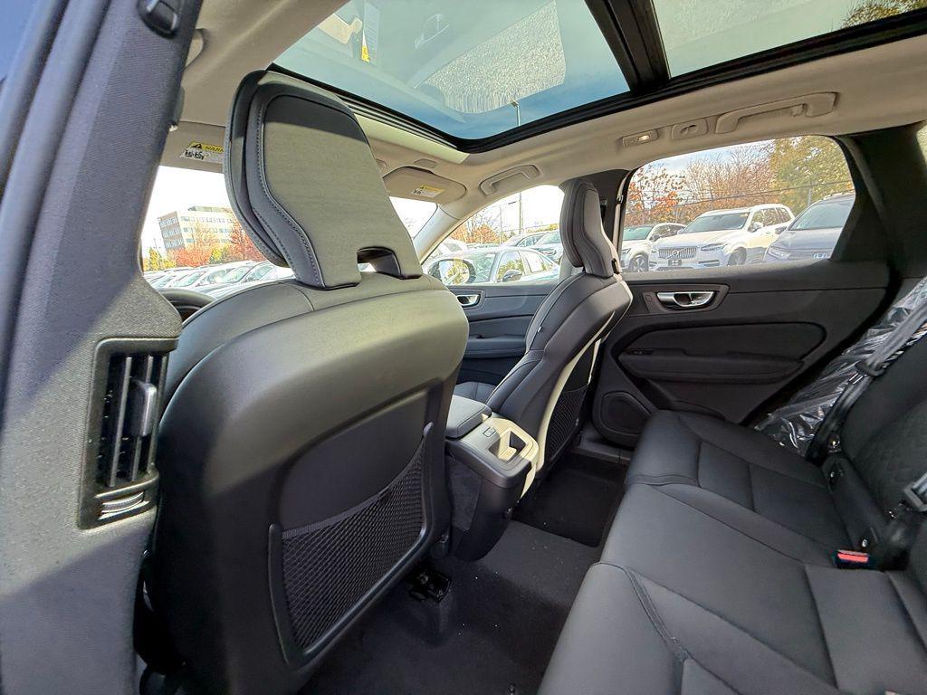 new 2026 Volvo XC60 car, priced at $57,985