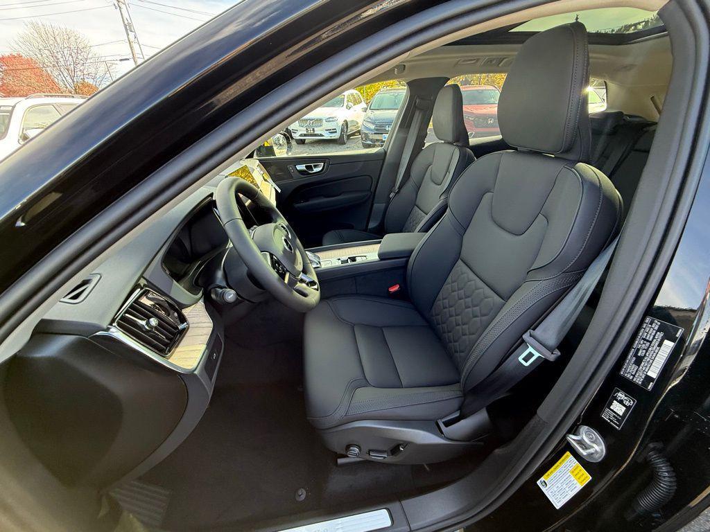 new 2026 Volvo XC60 car, priced at $57,985