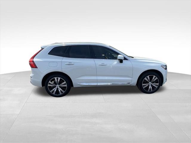 used 2022 Volvo XC60 car, priced at $40,400