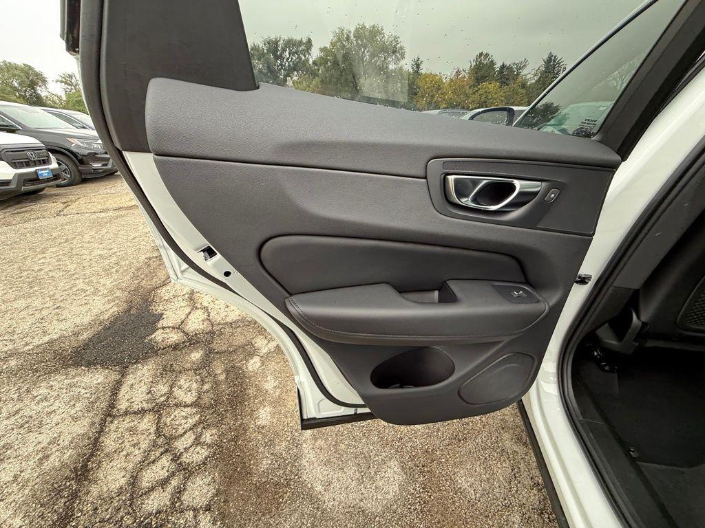 used 2025 Volvo XC60 car, priced at $40,987
