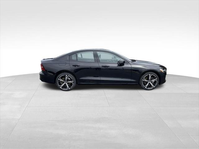 new 2024 Volvo S60 car, priced at $39,869