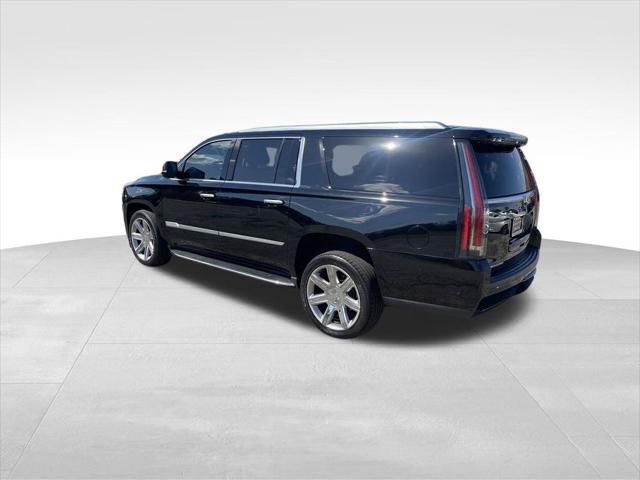 used 2019 Cadillac Escalade ESV car, priced at $34,800