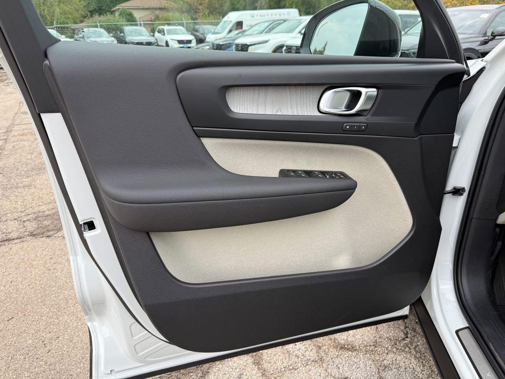 new 2026 Volvo XC40 car, priced at $48,150