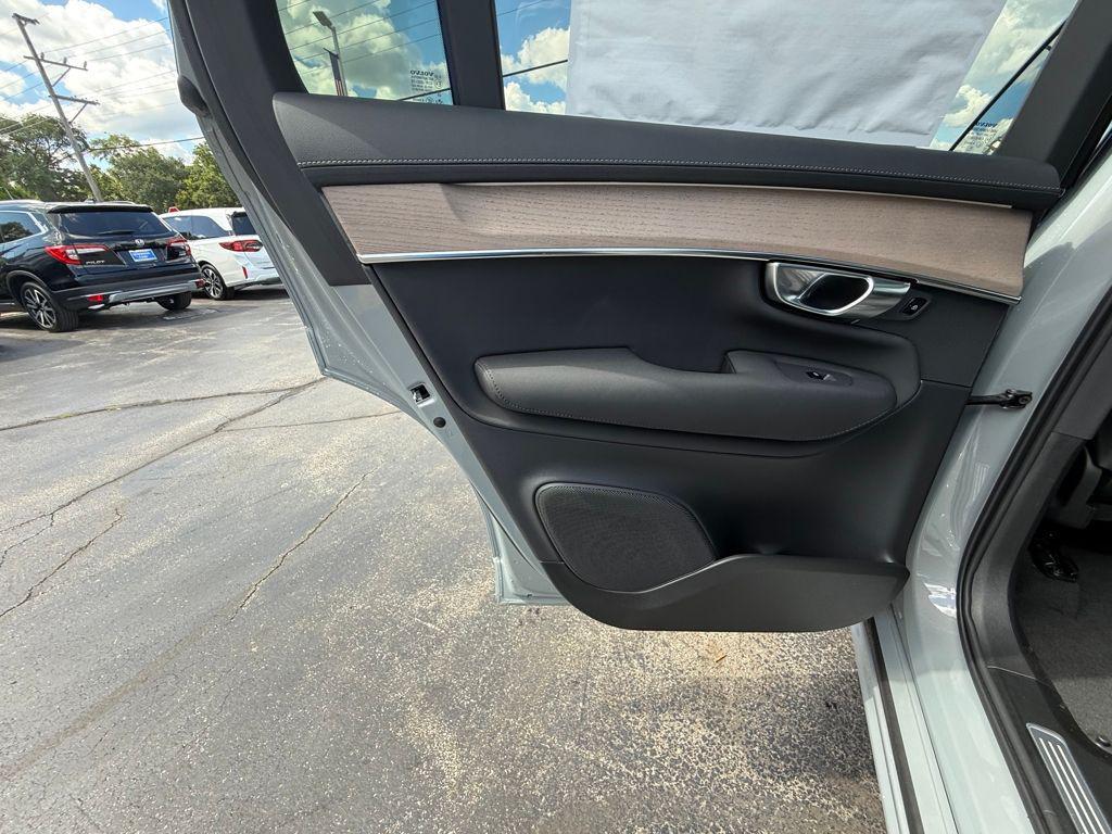 new 2026 Volvo XC90 car, priced at $68,825
