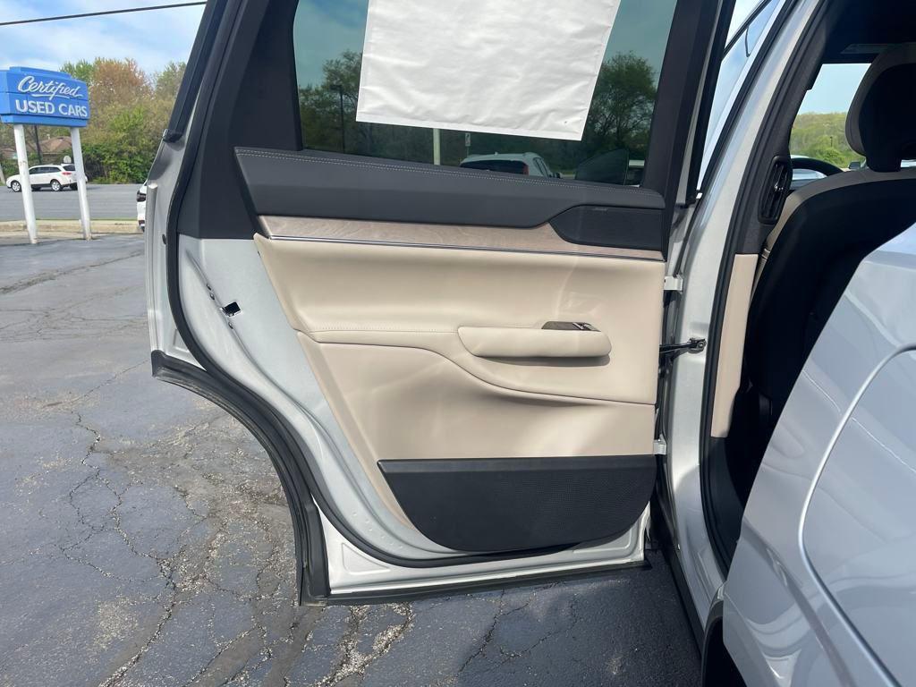 new 2025 Volvo EX90 car, priced at $71,616