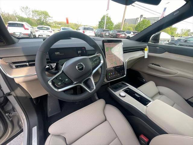 new 2025 Volvo EX90 car, priced at $81,940