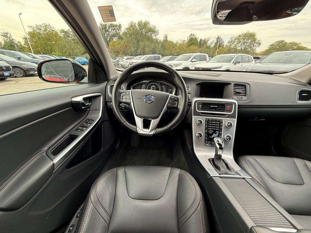used 2017 Volvo V60 Cross Country car, priced at $18,779