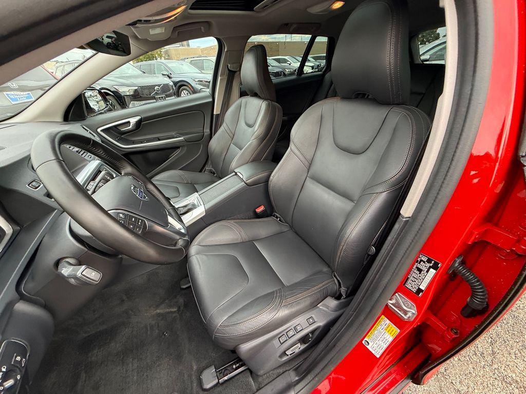 used 2017 Volvo V60 Cross Country car, priced at $18,779