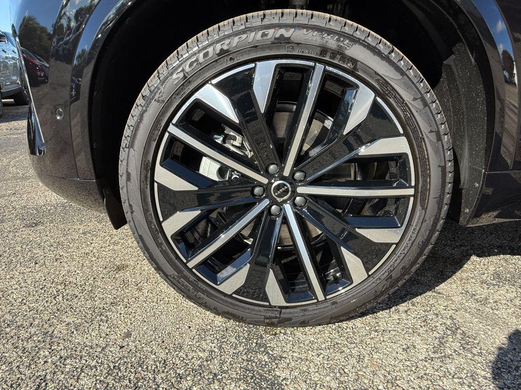 new 2026 Volvo XC90 car, priced at $67,825