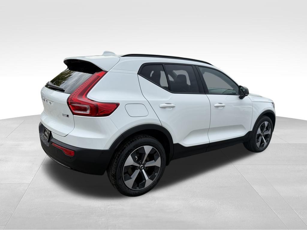 new 2026 Volvo XC40 car, priced at $48,150