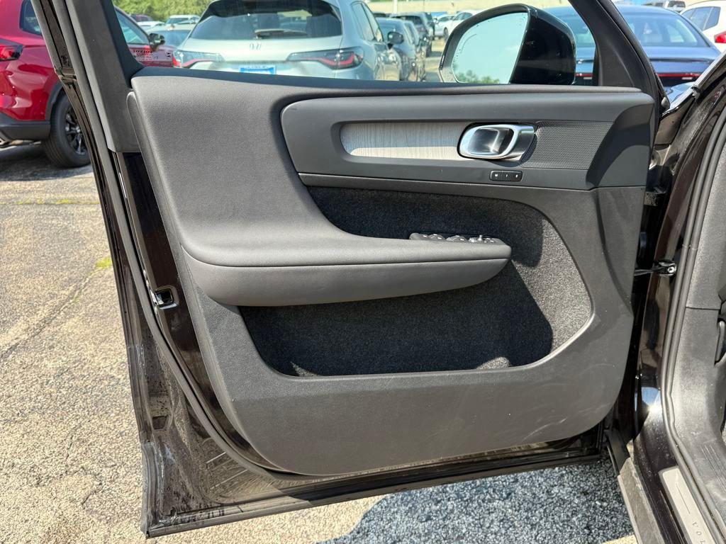 used 2025 Volvo XC40 car, priced at $33,954