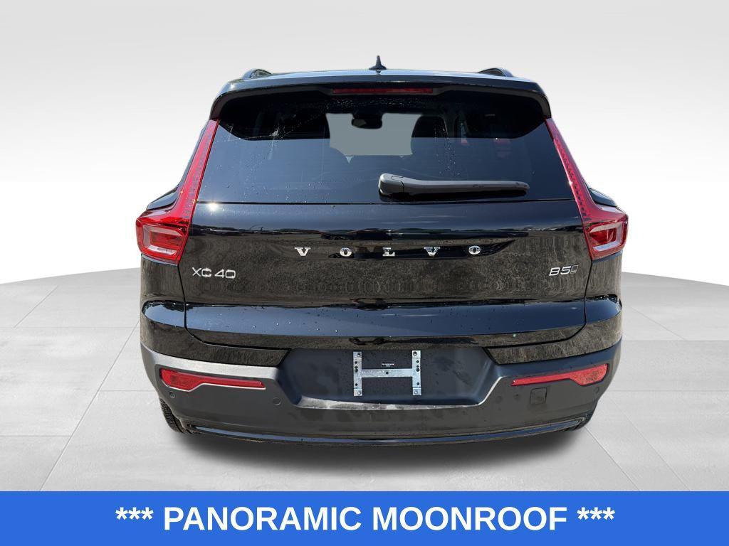 used 2025 Volvo XC40 car, priced at $33,954