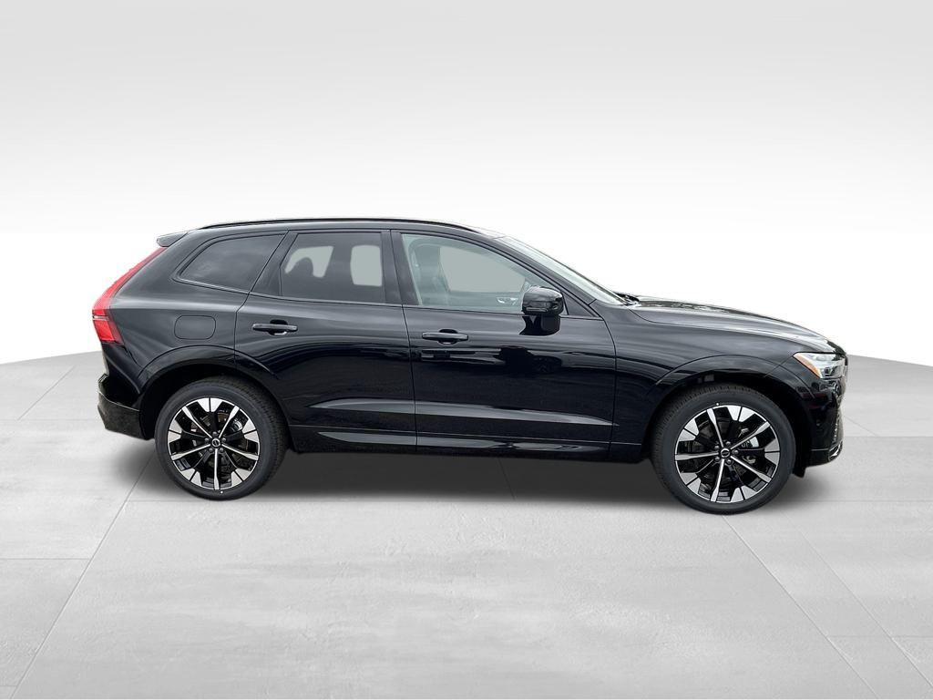new 2026 Volvo XC60 car, priced at $54,985