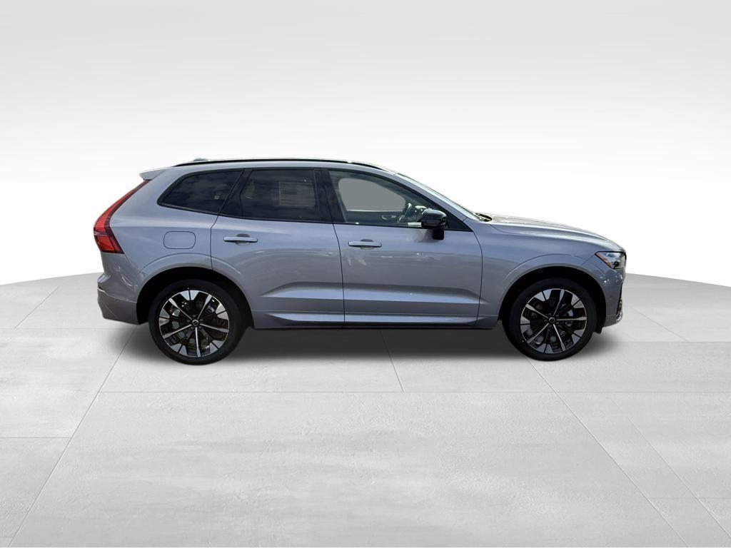 new 2026 Volvo XC60 car, priced at $56,375