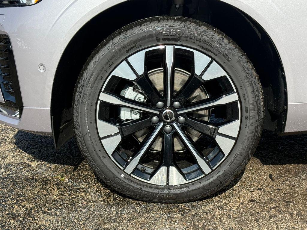 new 2026 Volvo XC60 car, priced at $56,375