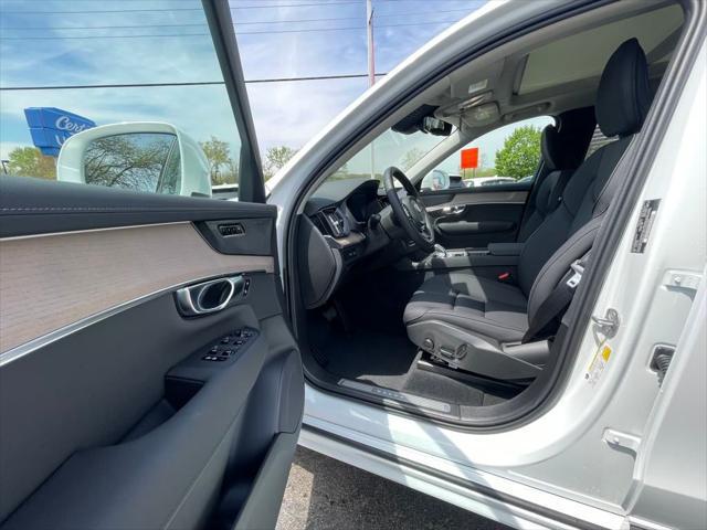 new 2025 Volvo XC90 Plug-In Hybrid car, priced at $78,805