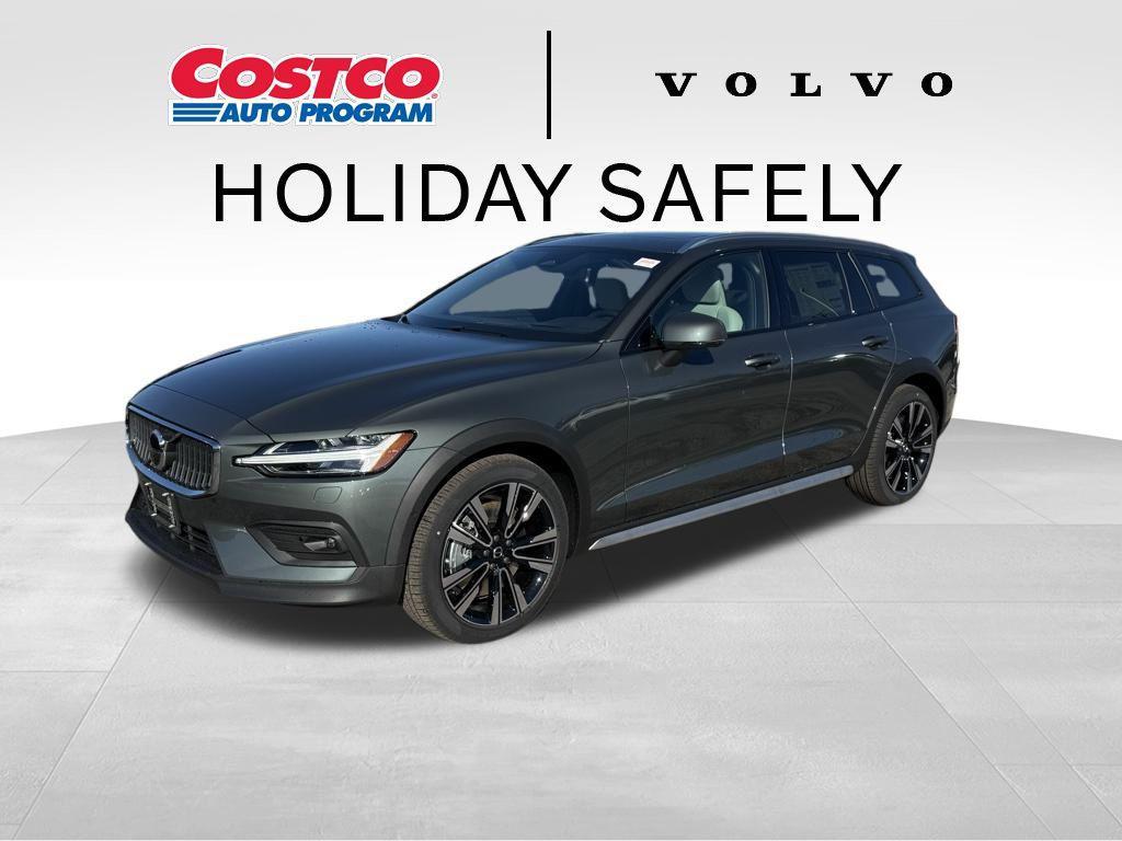 new 2026 Volvo V60 Cross Country car, priced at $60,365