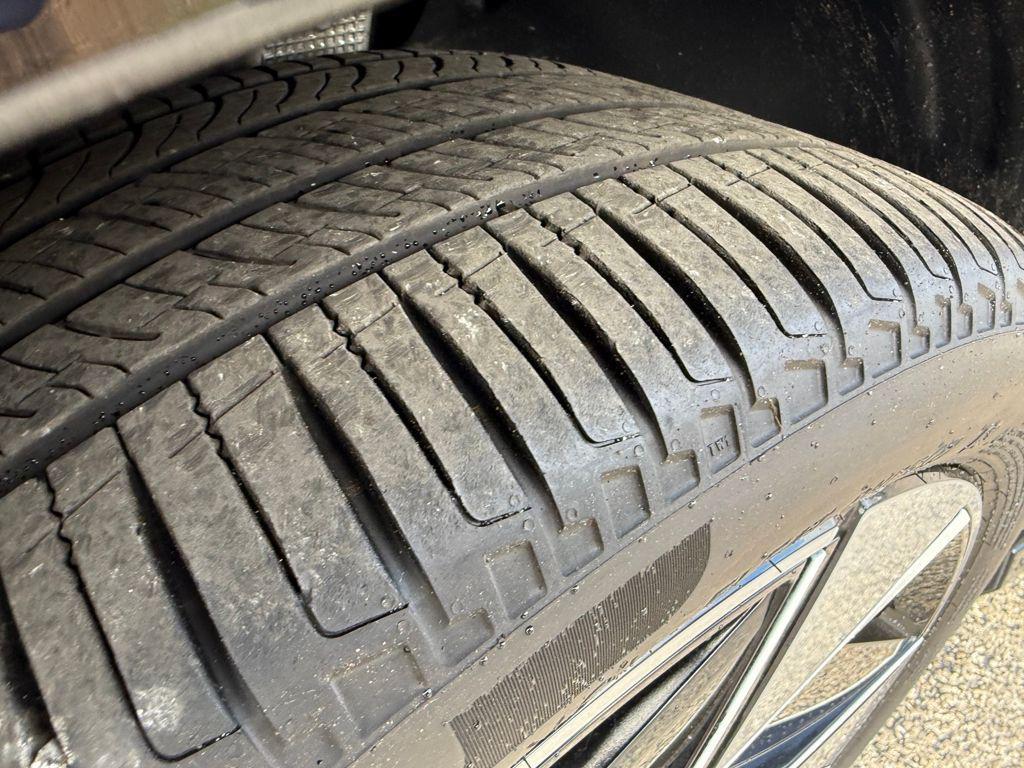 new 2025 Volvo EX90 car, priced at $80,694