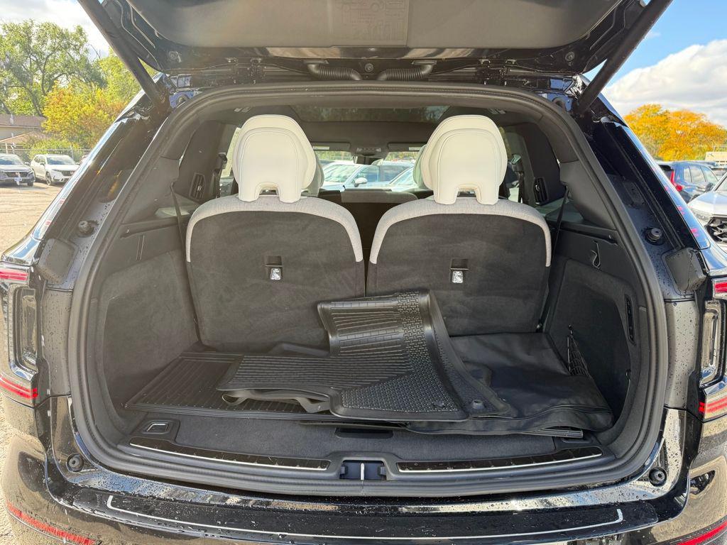 new 2025 Volvo EX90 car, priced at $80,694