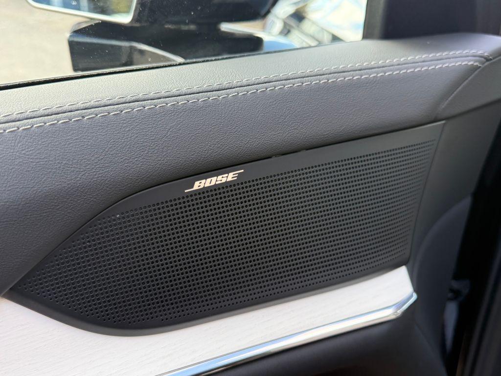 new 2025 Volvo EX90 car, priced at $80,694