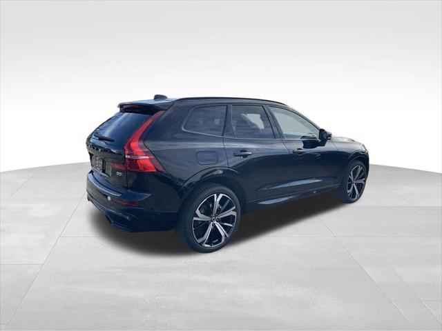 new 2025 Volvo XC60 car, priced at $58,635