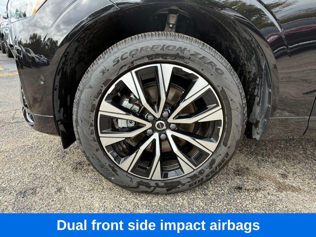 used 2025 Volvo XC60 car, priced at $38,881