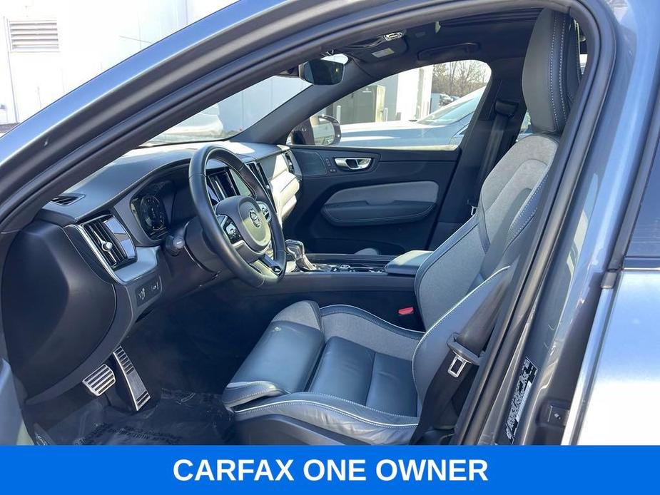 used 2021 Volvo XC60 car, priced at $28,900