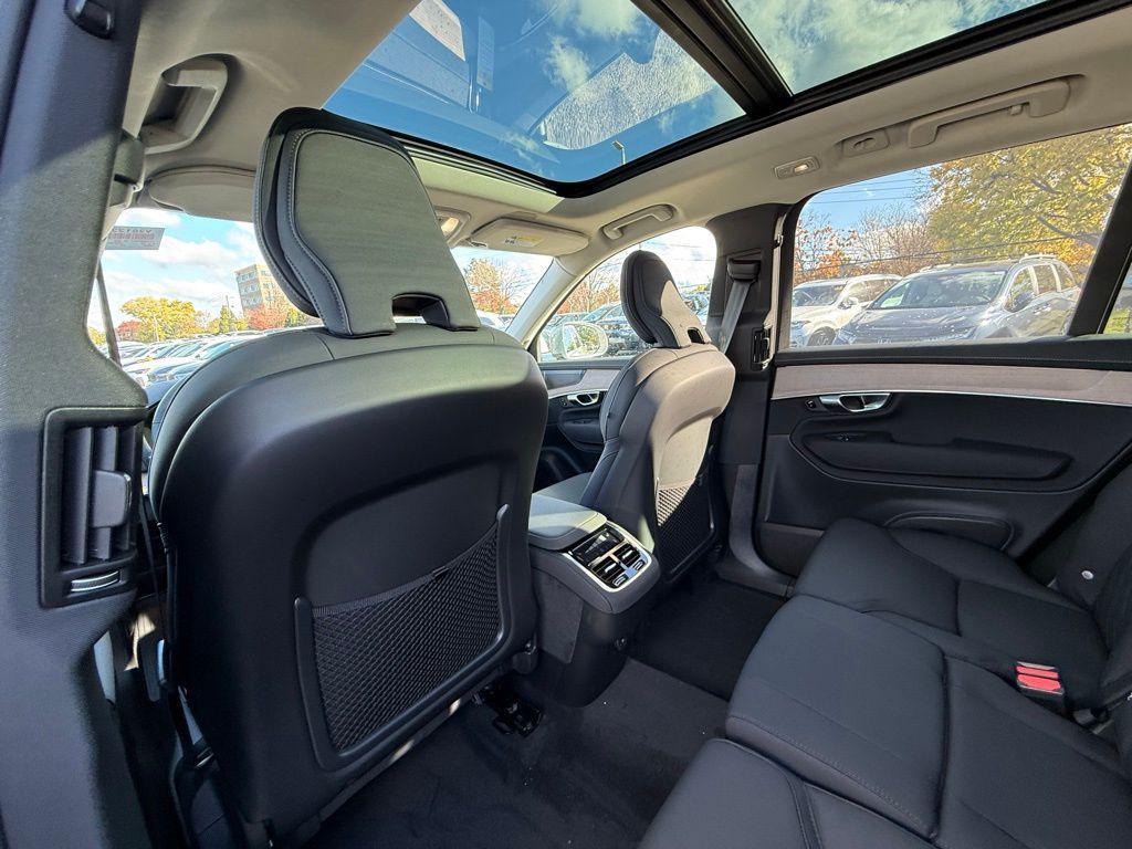 new 2026 Volvo XC90 car, priced at $71,825