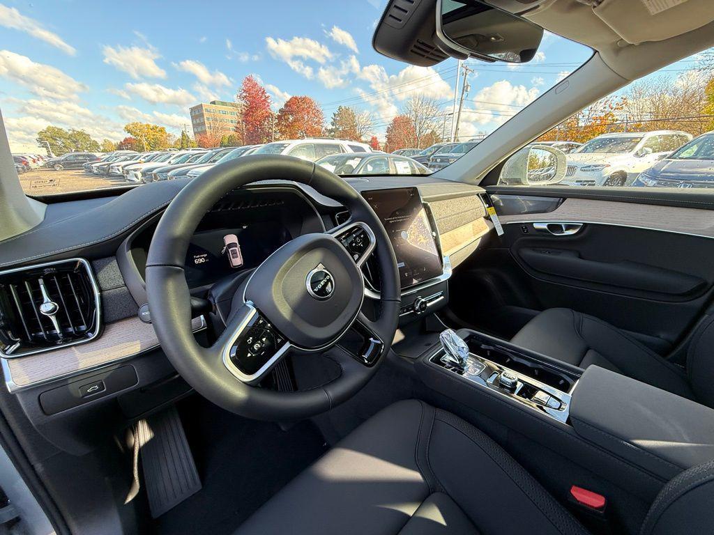new 2026 Volvo XC90 car, priced at $71,825