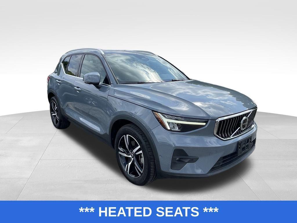 used 2023 Volvo XC40 car, priced at $27,820