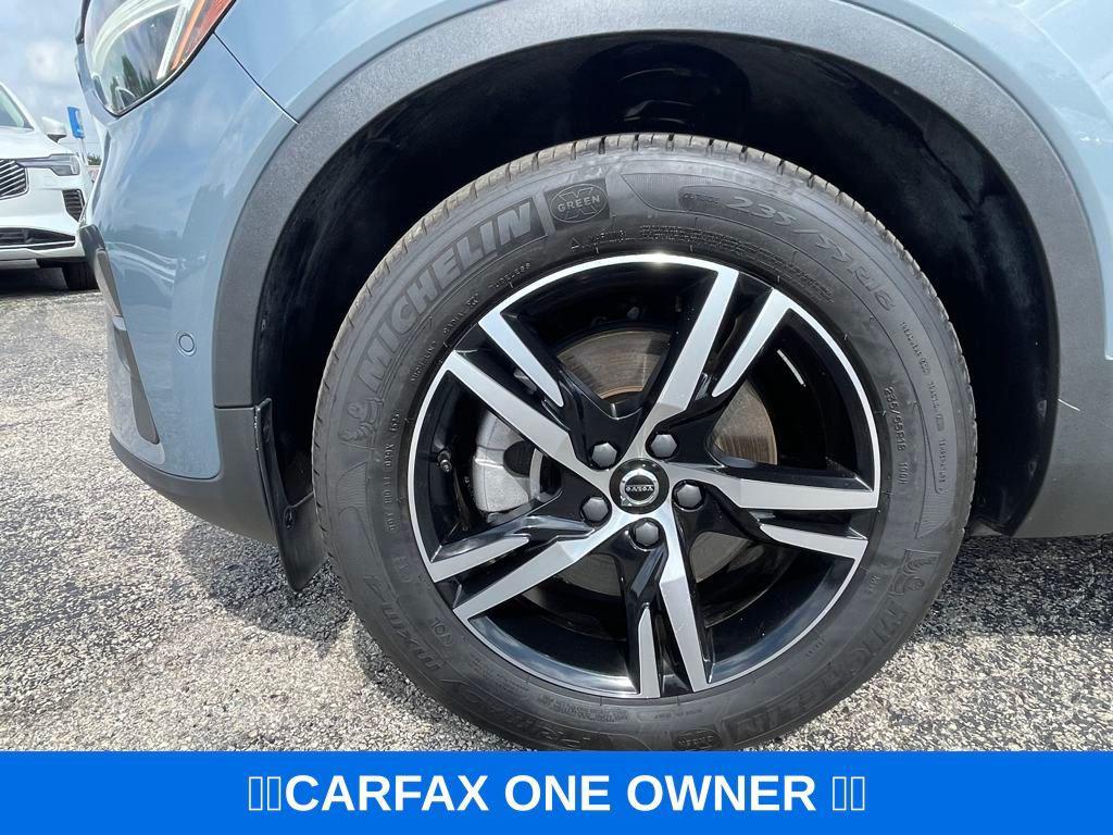 used 2023 Volvo XC40 car, priced at $27,820